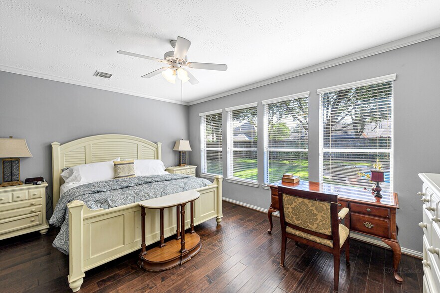 Building Photo - 3719 Kingsburg Ct