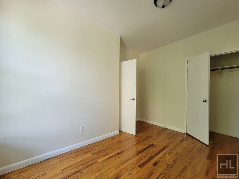 Building Photo - 62 Stuyvesant Ave