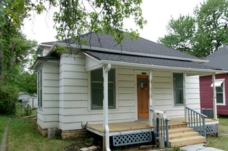 Building Photo - Schedule a Showing Today!!!