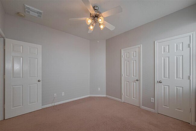 Building Photo - 17202 Sheffield Bend Dr
