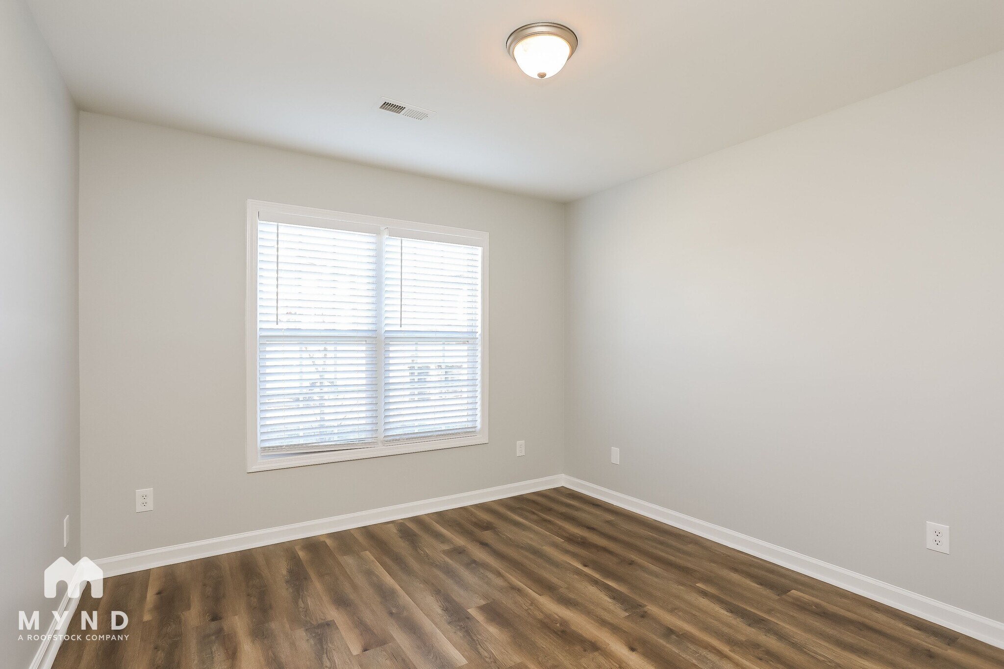 Building Photo - 1256 Sweetgrass St