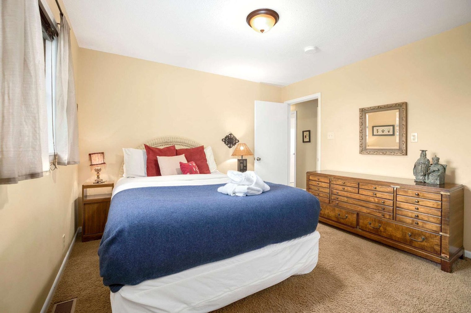 Building Photo - 560 Co Rd 102