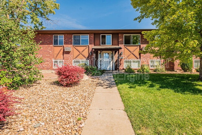 Building Photo - 2882 W Eliot Cir