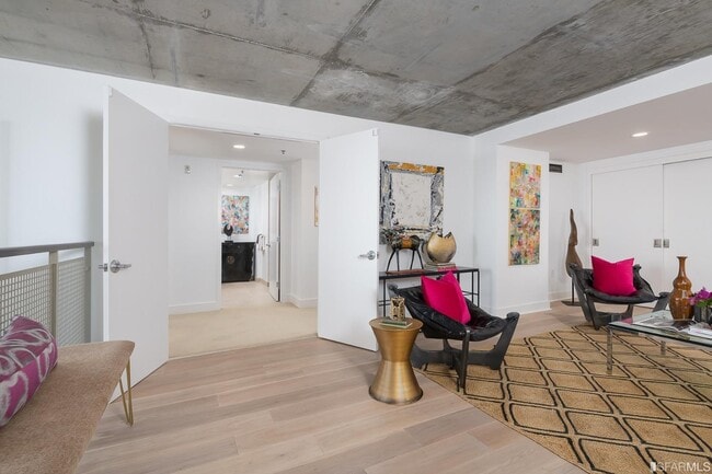 Building Photo - 200 Brannan St