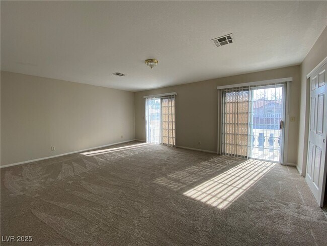 Building Photo - 9312 Angelfish Dr