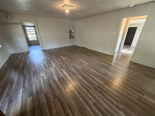 Building Photo - 2115 Princeton Ave
