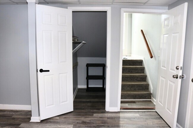Building Photo - 261 Audrea Ln