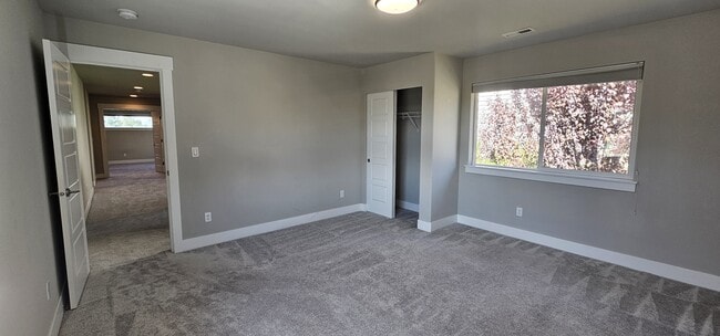 Building Photo - 11330 SE 192nd St