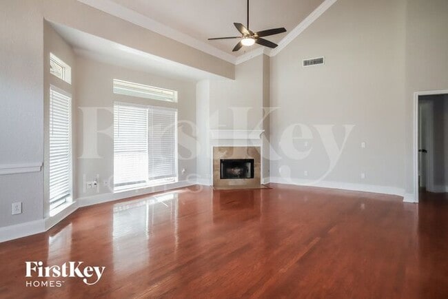 Building Photo - 3527 Bayou Forest Dr