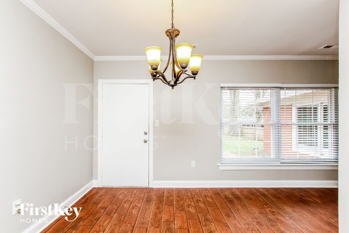 Building Photo - 240 Palaside Dr NE