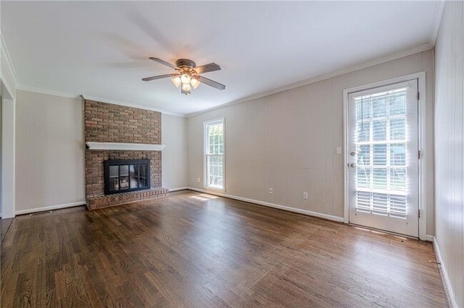 Building Photo - 385 Stonebridge Trail