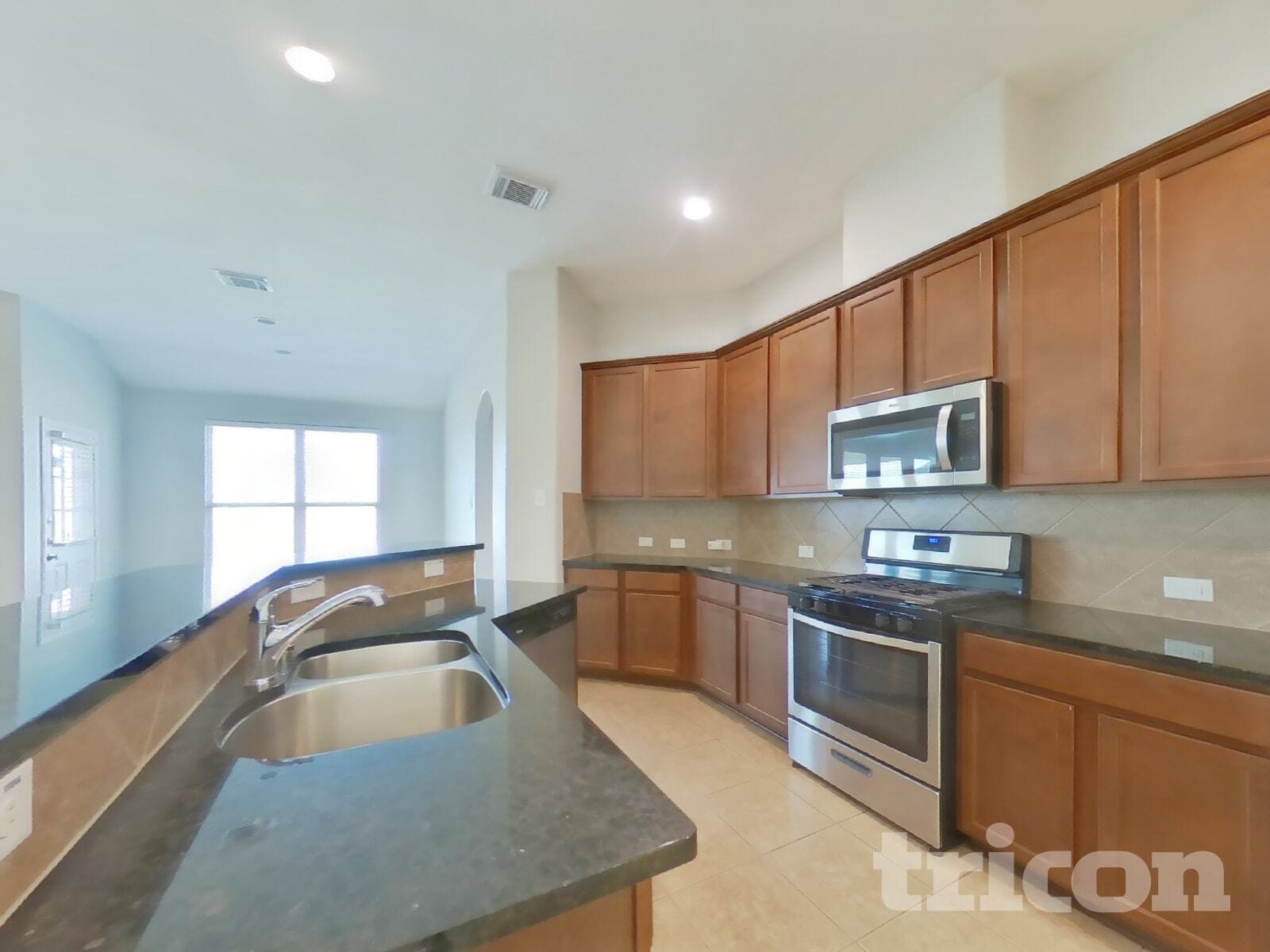 Building Photo - 410 Heatherton Hill Dr