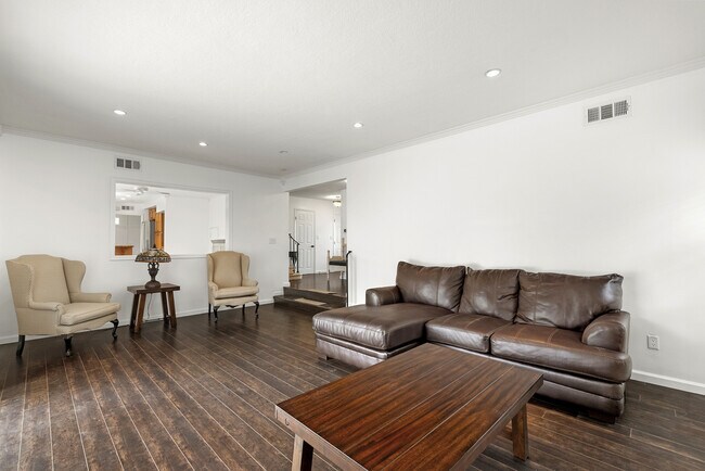 Building Photo - 8309 Denise Ln