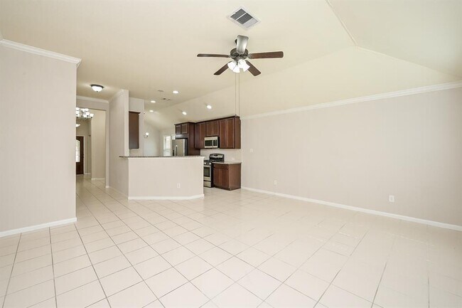 Building Photo - 18707 Majestic Vista Ln