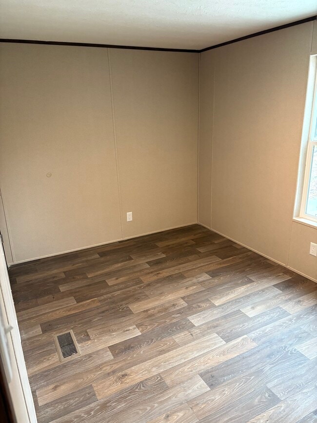 Building Photo - 7214 Comstock Cove