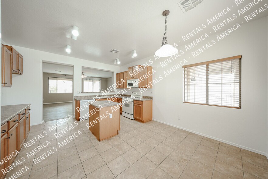 Building Photo - 19407 E Canary Way