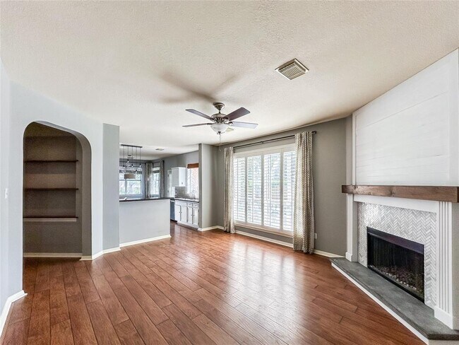 Building Photo - 1745 Dapplegrey Ln