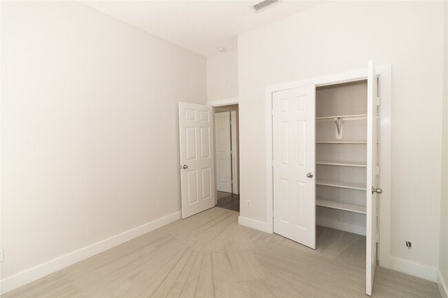 Building Photo - 1318 Ragsdale Ln