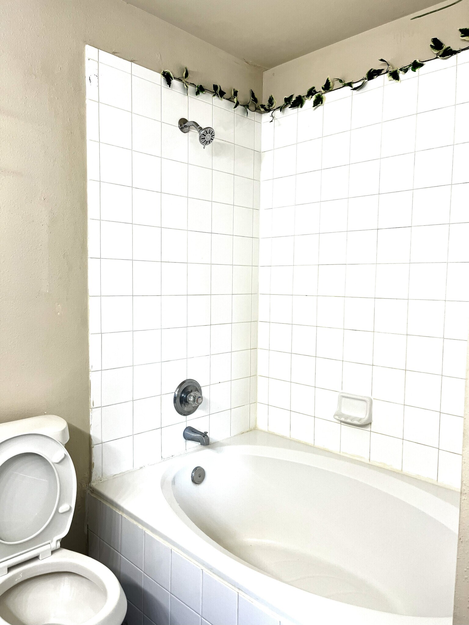 Building Photo - 11807 Chetman Dr