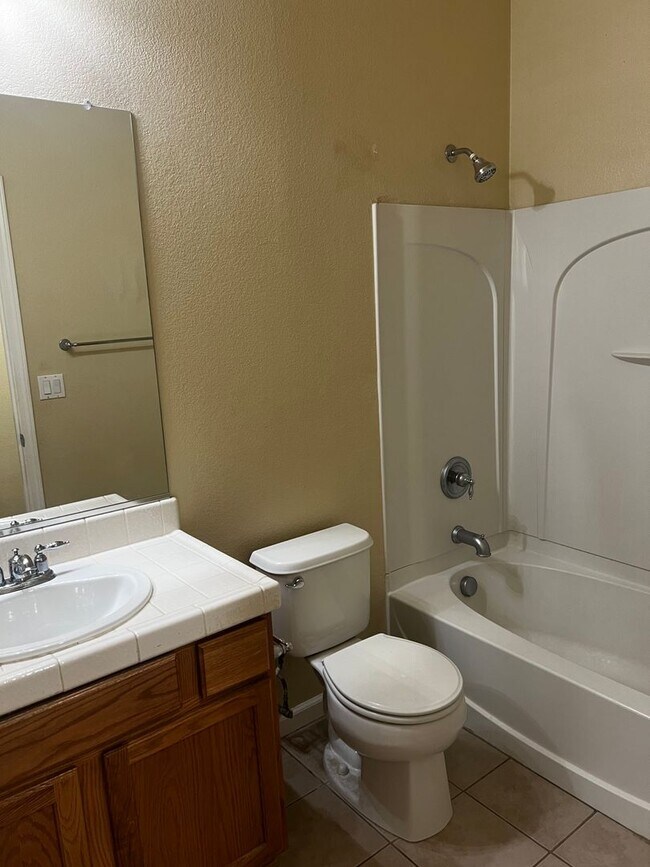 Building Photo - 3726 Deutz Dr