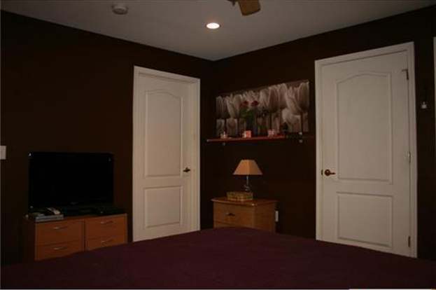 Building Photo - 1127 Fernwood Ct