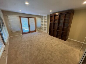 Building Photo - 10610 Quail Canyon Rd