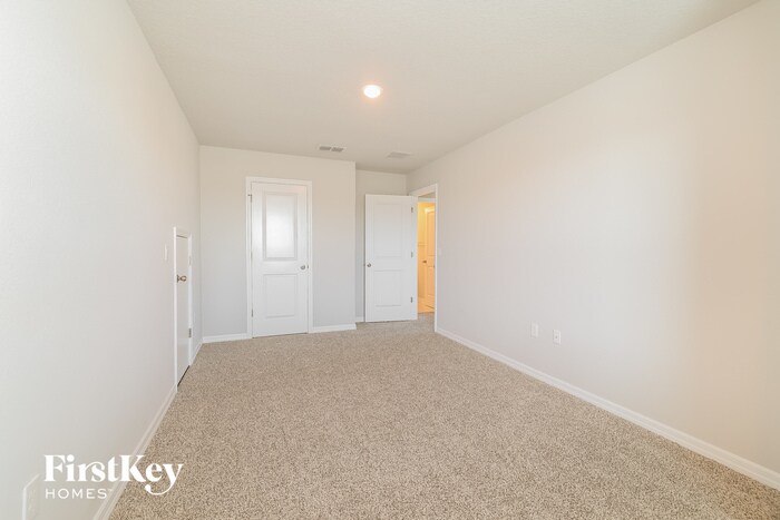Building Photo - 2913 Deerberry Ln
