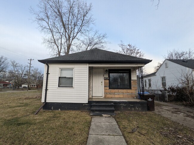Building Photo - 3517 Hickory Street