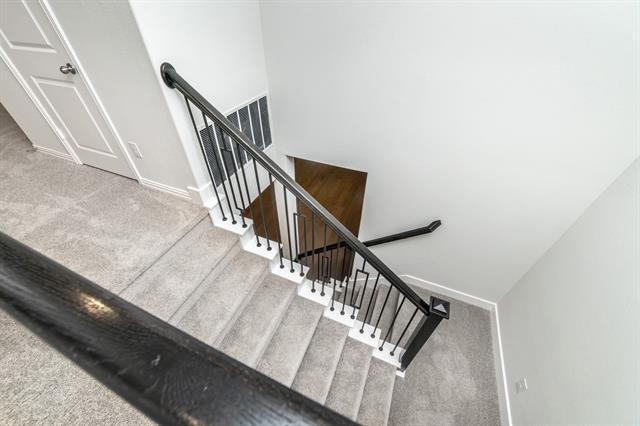 Building Photo - 1820 Briar Rose Dr