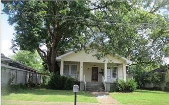 Building Photo - 625 Highland Ave