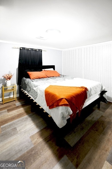 Building Photo - 539 Paines Ave NW