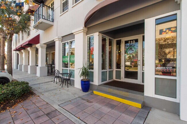 Building Photo - Spectacular 2/2.5 Condo in the Oldsmar Galleria Town Center Lifestyle