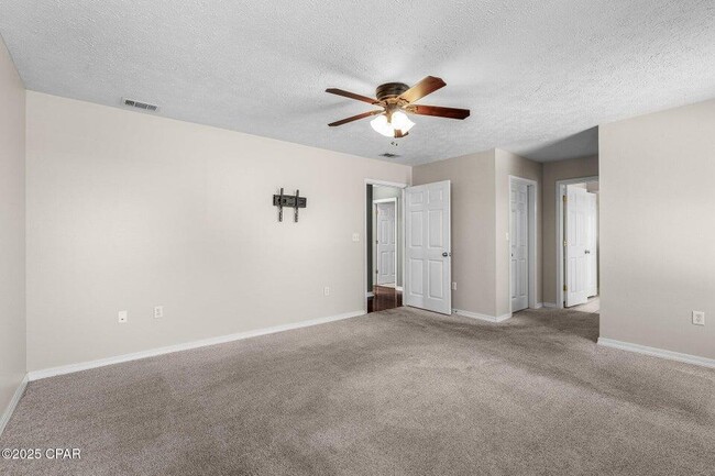 Building Photo - 1707 Scarlett Blvd