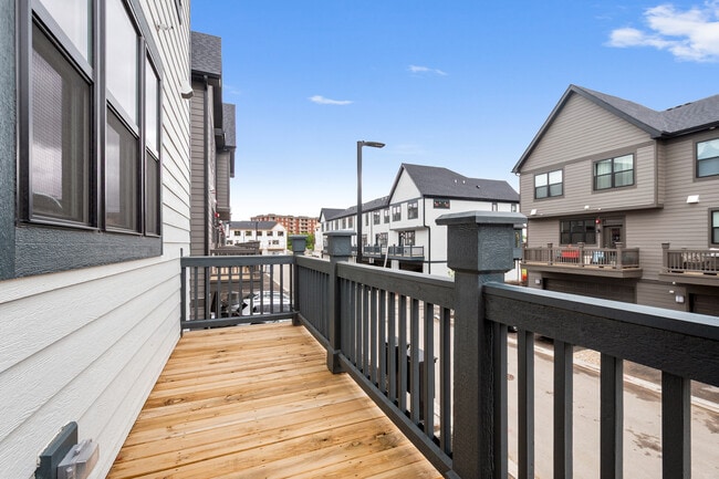 Building Photo - 8375 Mulberry Ave