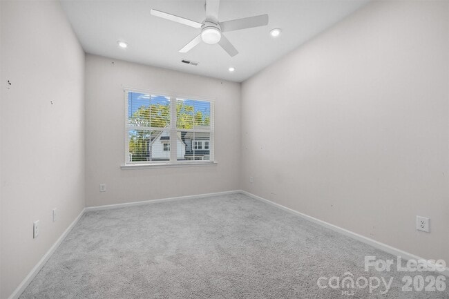 Building Photo - 217 Brks Spgs Dr