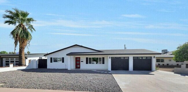 Building Photo - 8117 E Osborn Rd