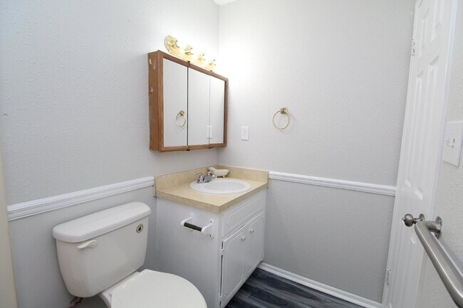 Building Photo - Charming 3-Bedroom Brick Home on Half an A...