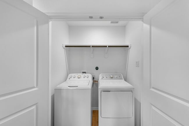 Building Photo - 13769 Kit Run