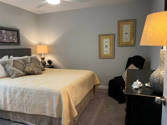 Building Photo - FURNISHED Three Bedroom Wellstone Model Home
