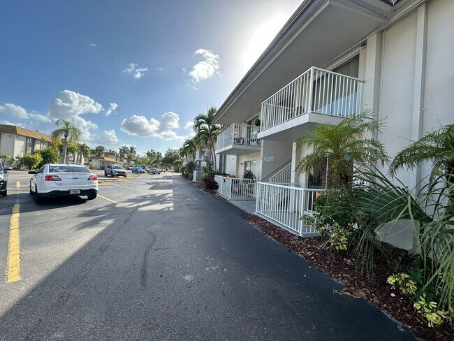 Building Photo - FAST APPROVAL !  1 bed 1 bath at green tee...