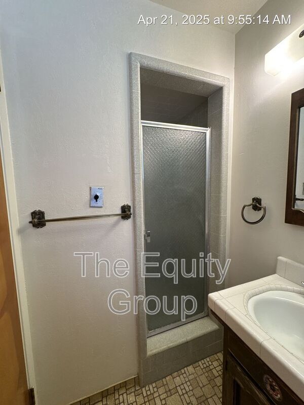 Building Photo - 5342 Avenue 280
