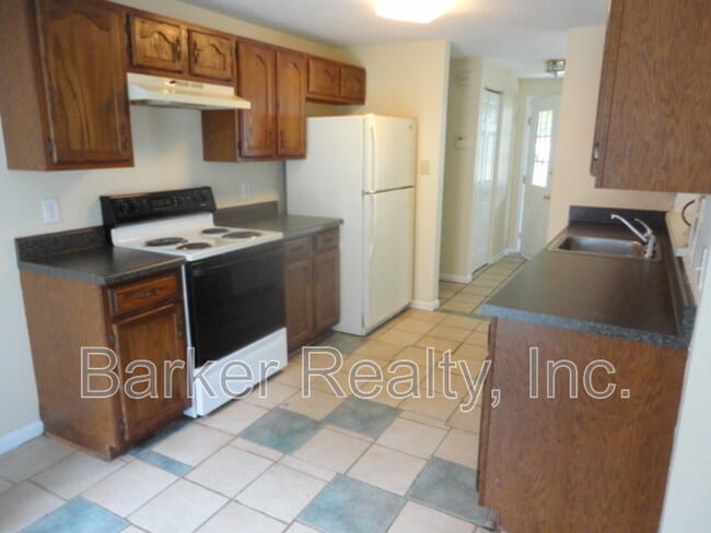 Building Photo - 1621 Riverknoll Drive