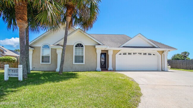 Primary Photo - 139 Bonaire Dr
