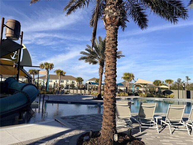 Building Photo - 9948 Red Canoe Aly