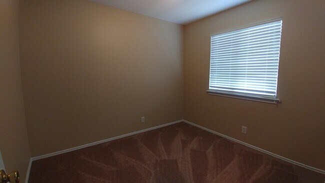 Building Photo - 244 Langely