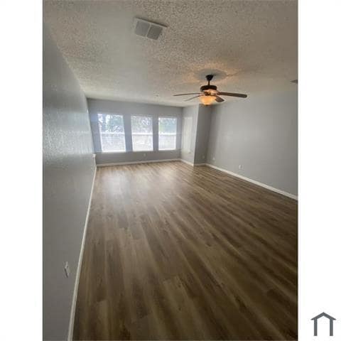 Building Photo - 2001 Barton Springs Dr