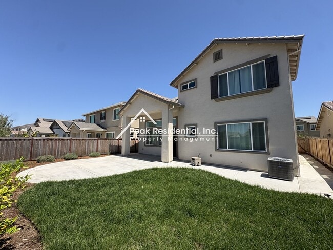 Building Photo - 2794 Elderberry St