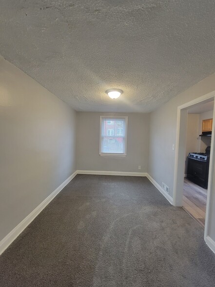Building Photo - 3242 Westmont Ave
