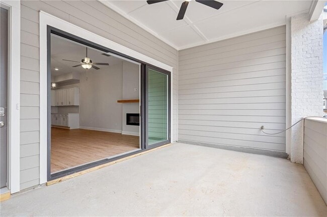 Building Photo - 708 Stickley Oak Way