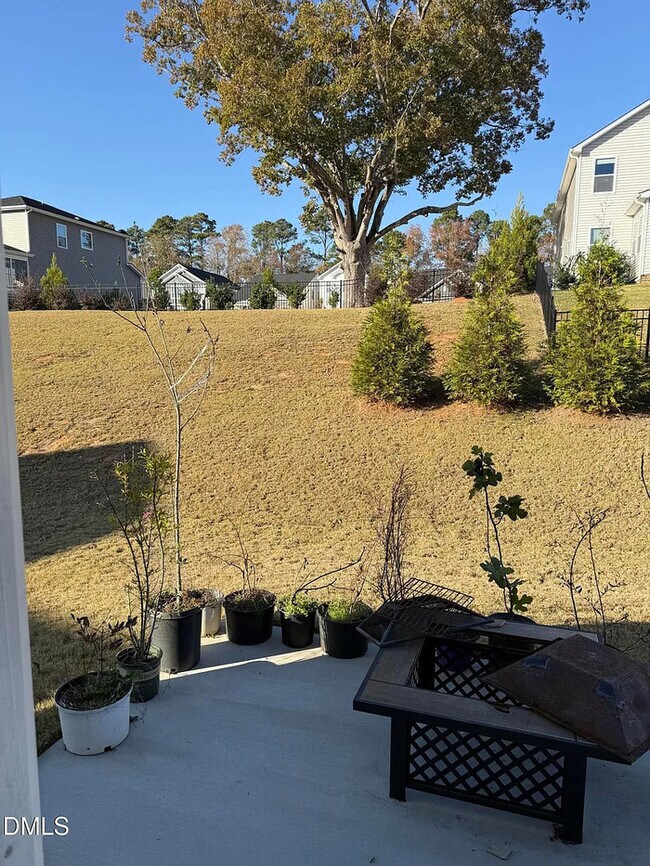 Building Photo - Earn Wealth While Leasing - Like a Homeowner - Lease to Own